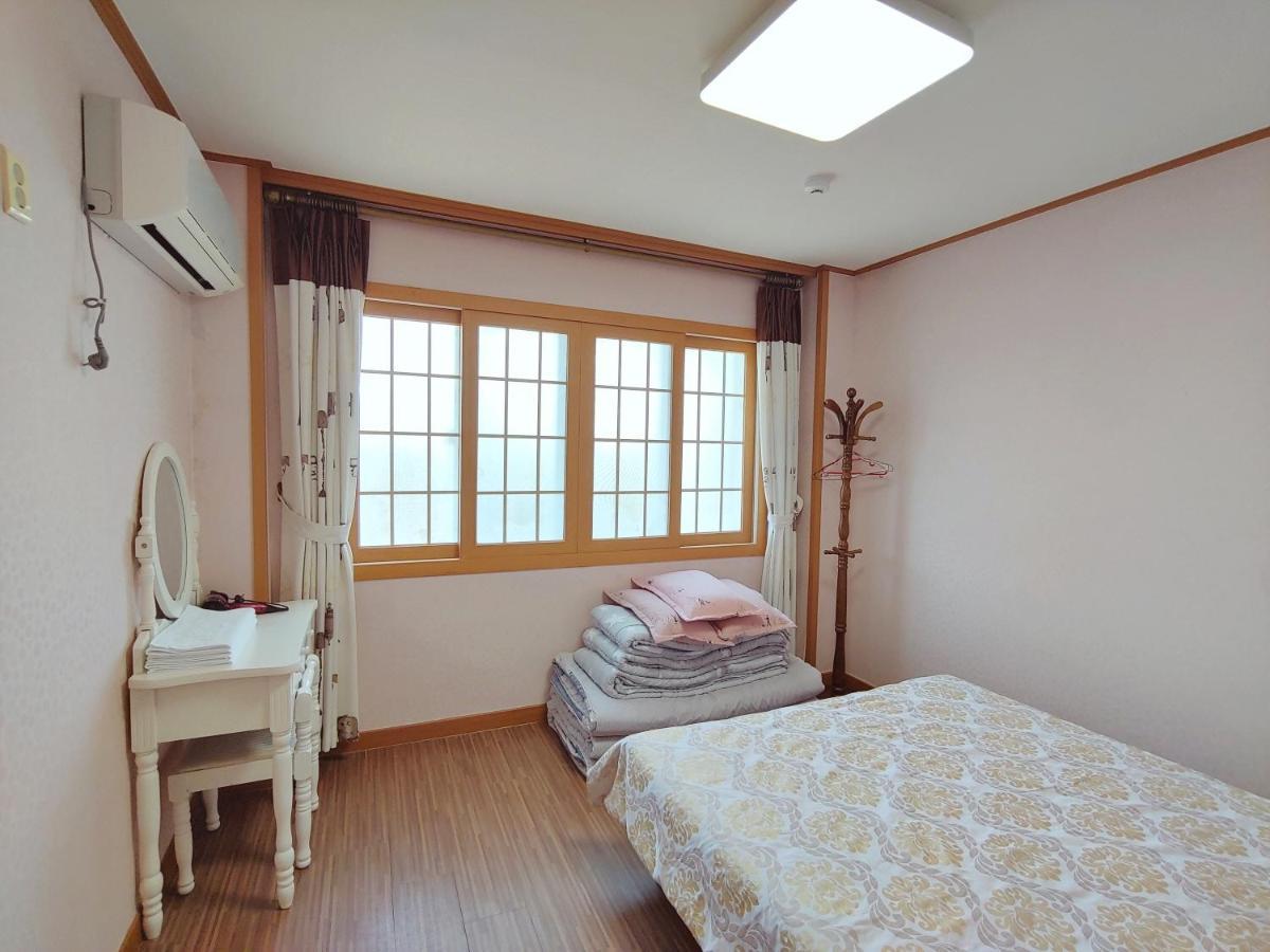 Gyulhouse Pensionソギポ エクステリア 写真